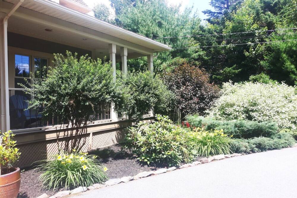 Photo of Outdoor in Lucasville