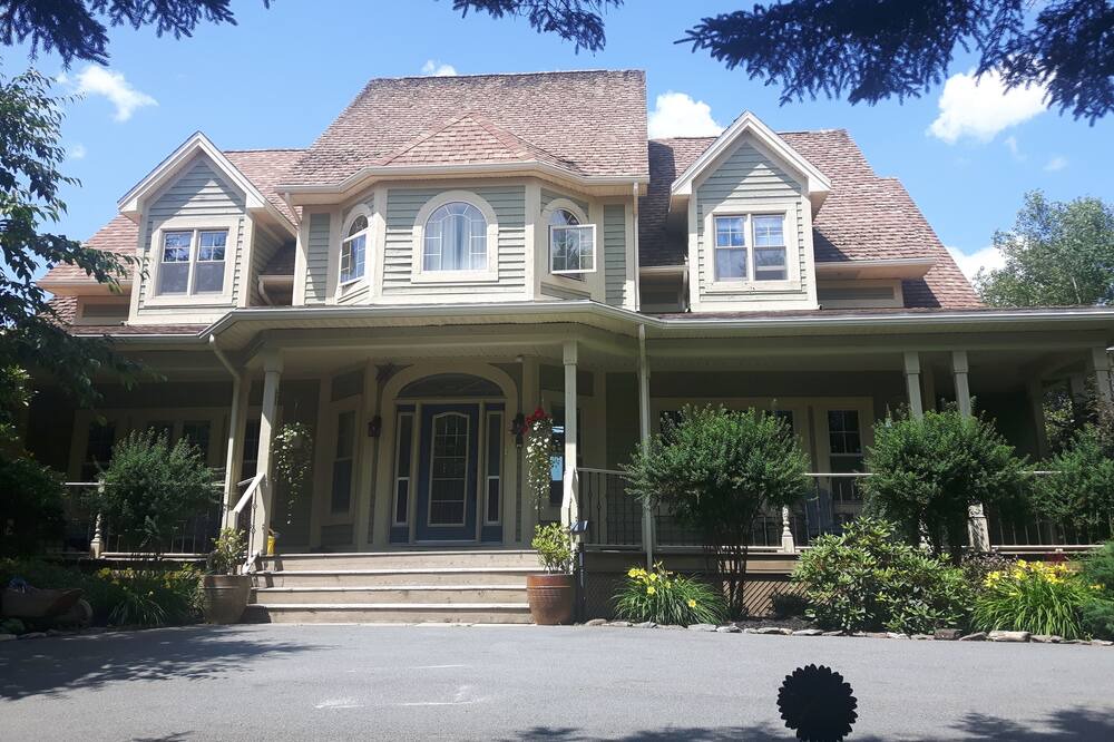 Photo of Outdoor in Lucasville