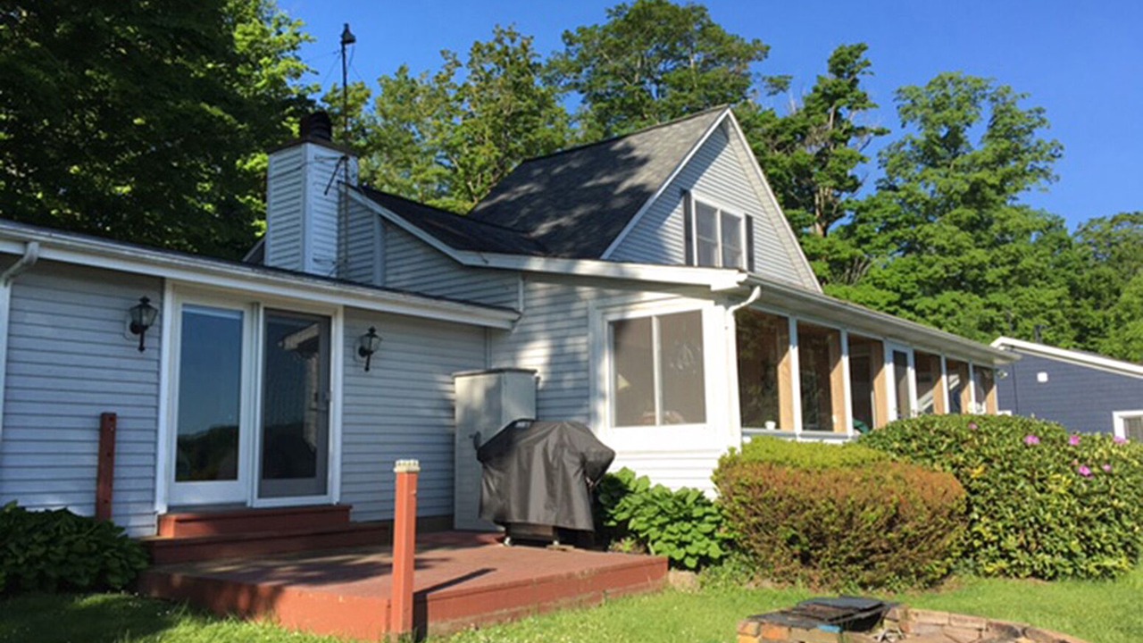 Photo of Buildings in Findley Lake