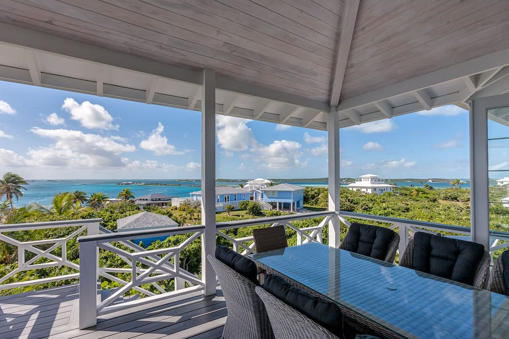 Photo of Patio Balcony in Hope Town