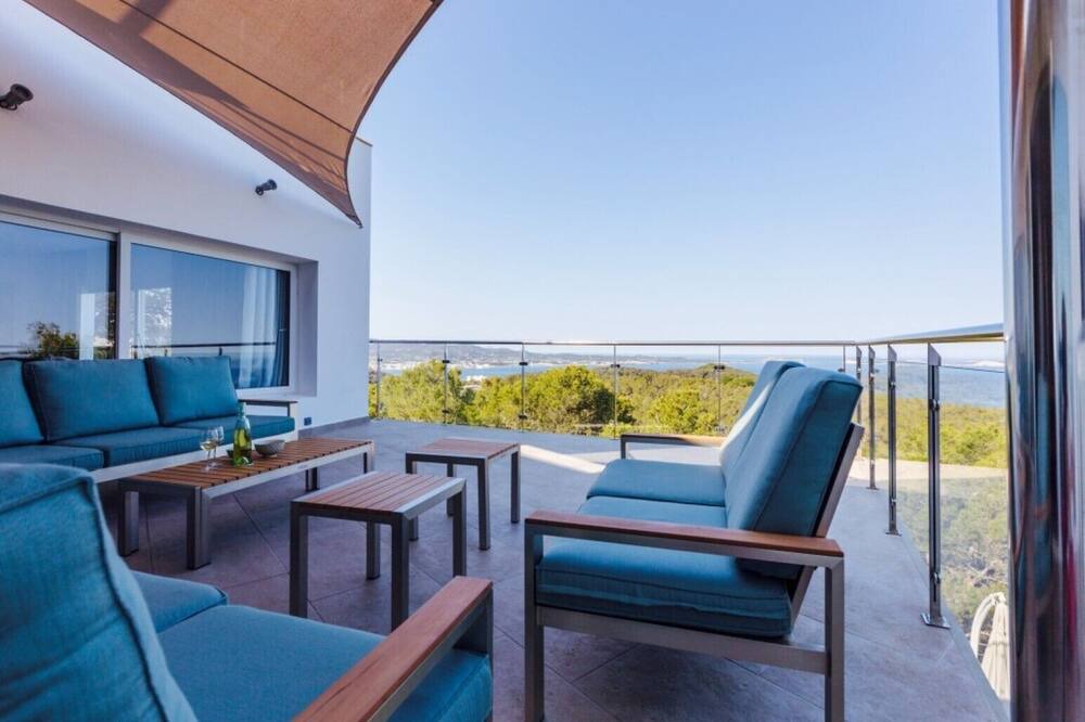 Photo of Patio Balcony in Sant Antoni de Portmany