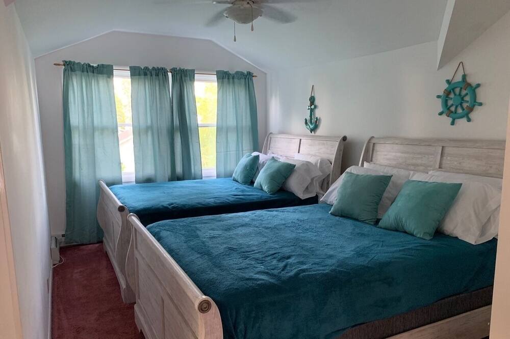 Photo of Bedroom in Van Buren Point