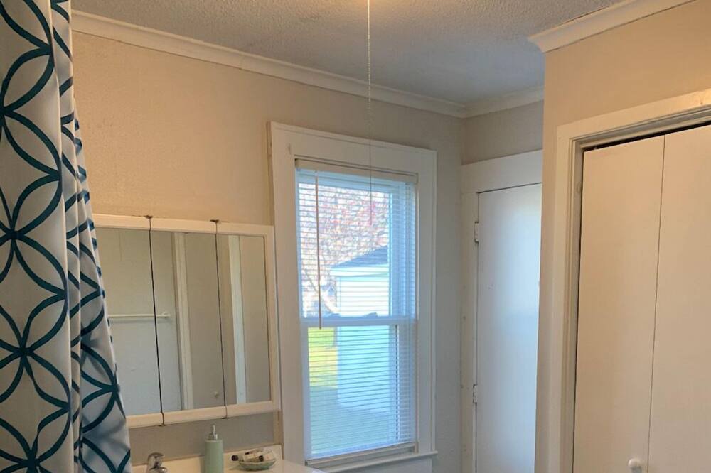 Photo of Bedroom in Van Buren Point