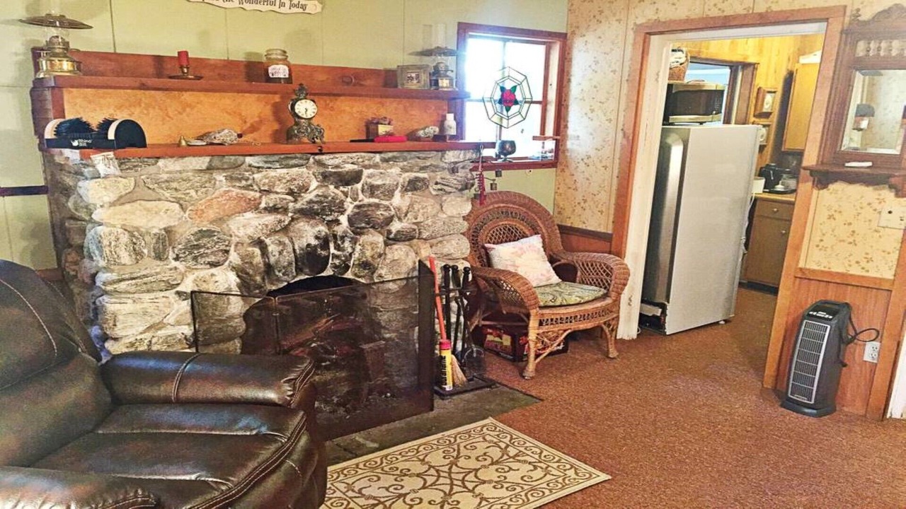 Photo of Livingroom in Forest Falls