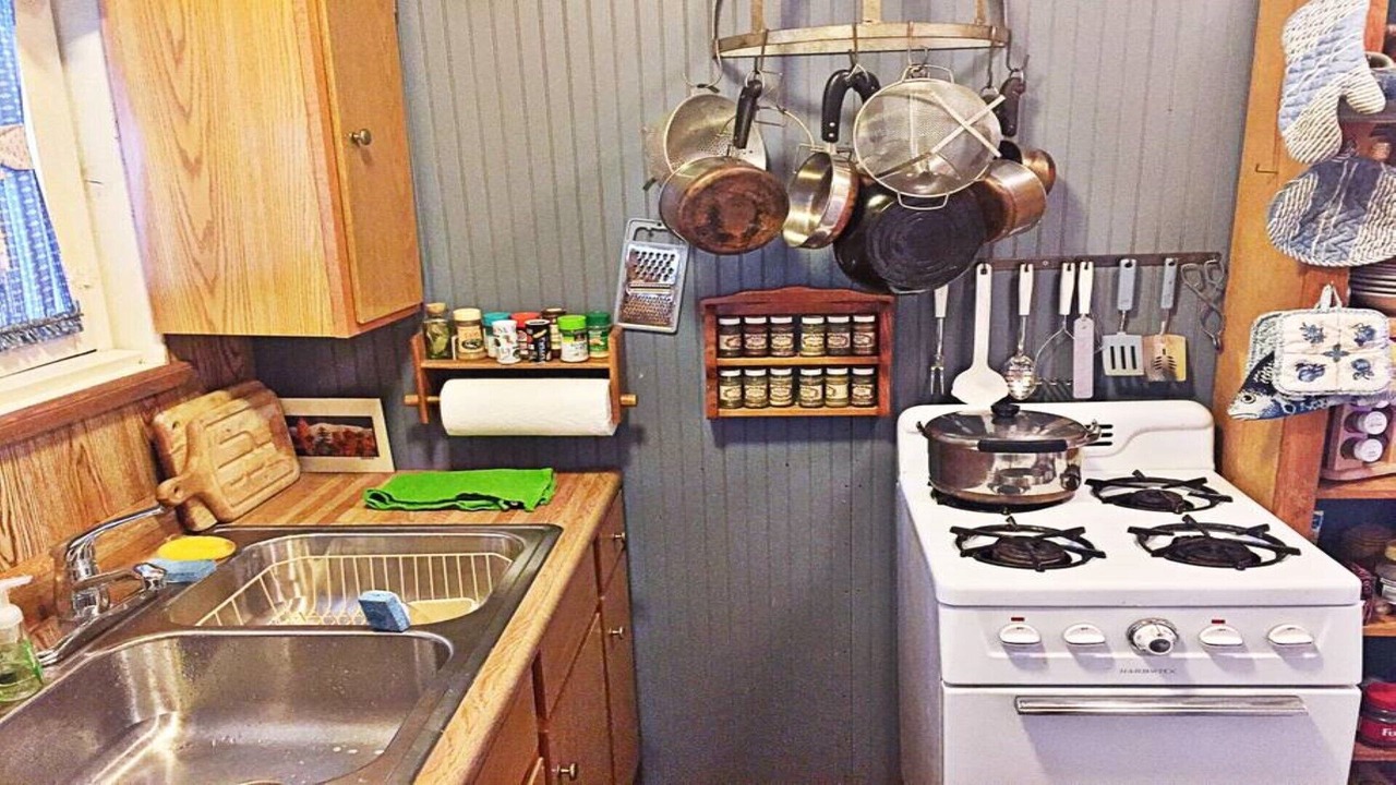 Photo of Kitchen in Forest Falls