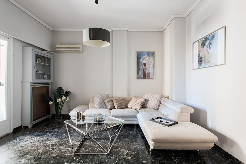 Photo of Bedroom in Athens City Centre