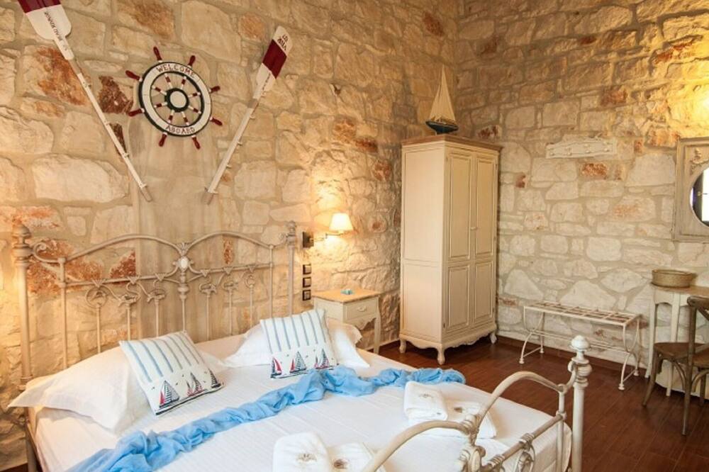 Photo of Bedroom in Psarou