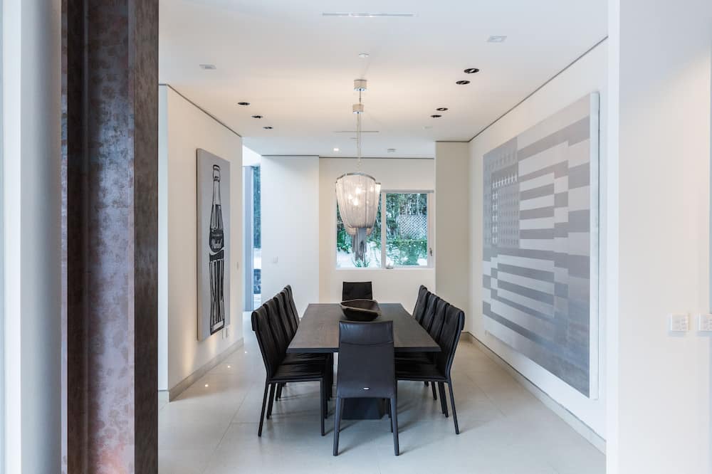 Photo of Livingroom in Bel Air