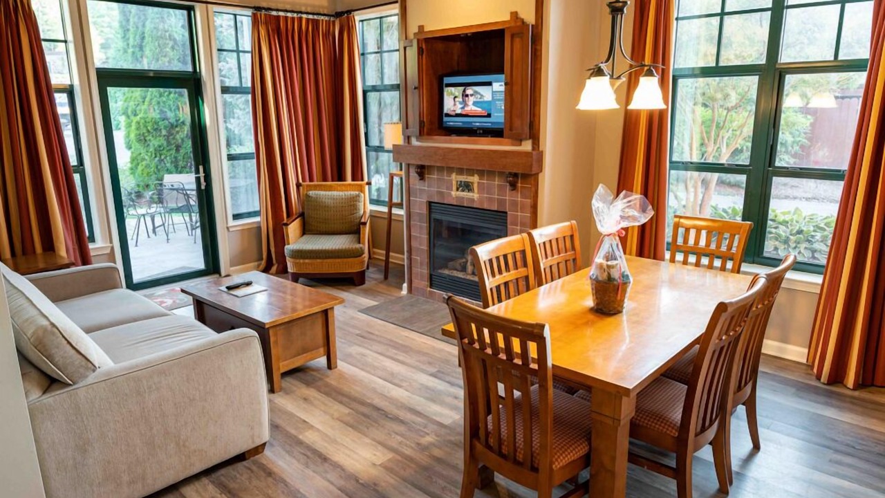 Photo of Livingroom in Vernon