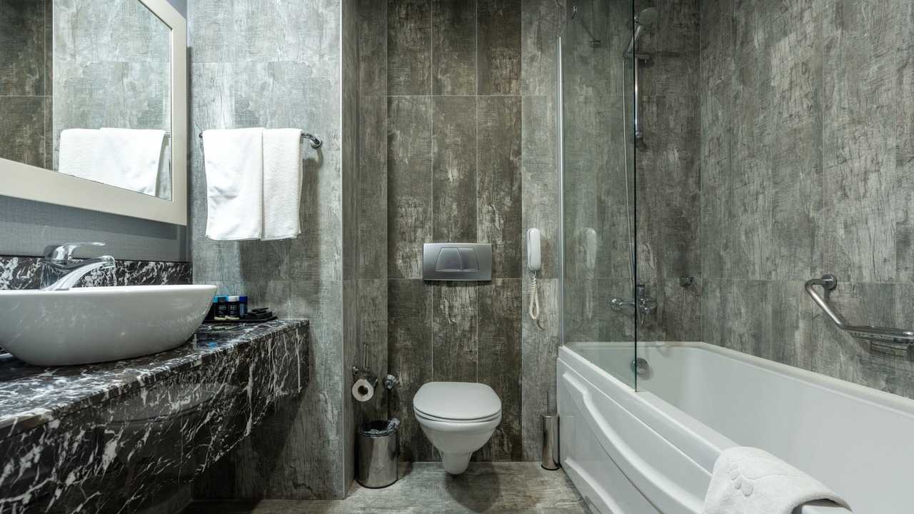 Photo of Bathroom in Lara