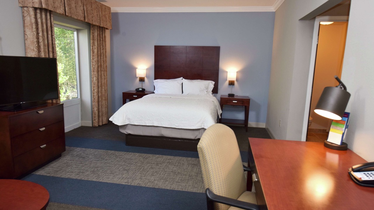 Photo of Bedroom in Alexander City