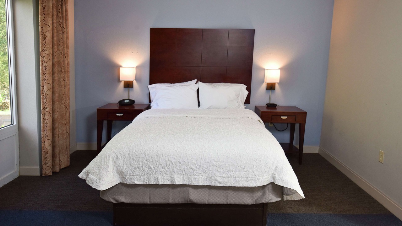 Photo of Bedroom in Alexander City