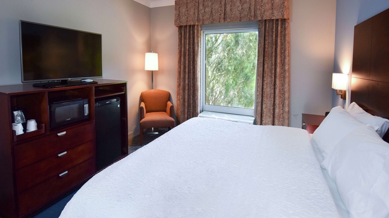 Photo of Bedroom in Alexander City