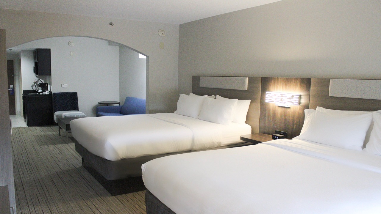 Photo of Bedroom in South View
