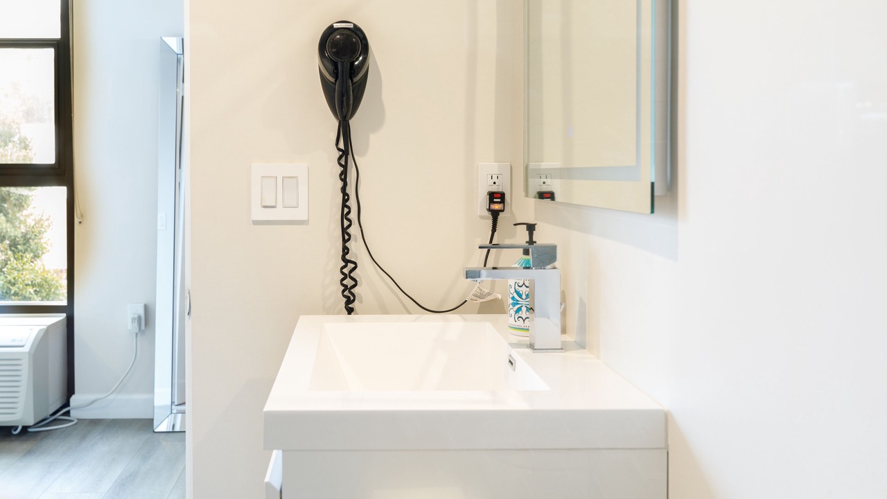 Photo of Bathroom in La Brea