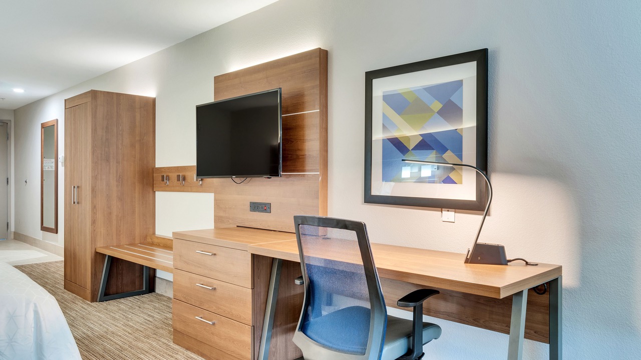 Photo of Bedroom in Lake Elsinore