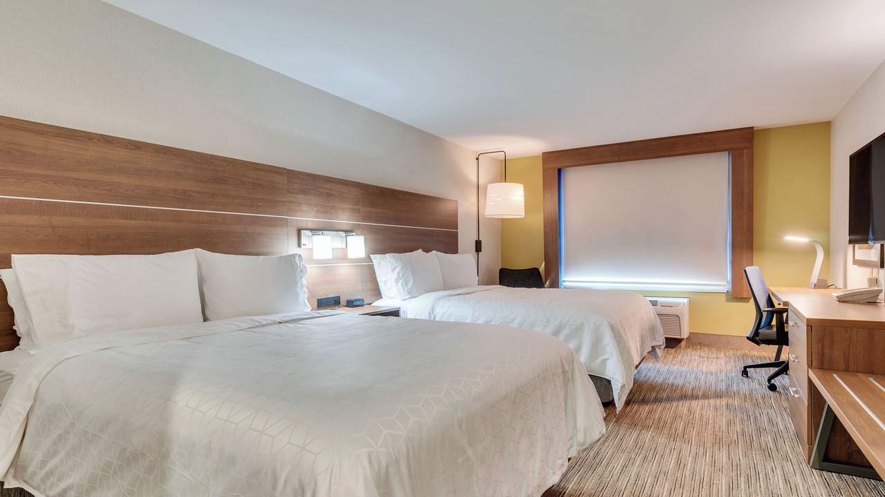 Photo of Bedroom in Lake Elsinore