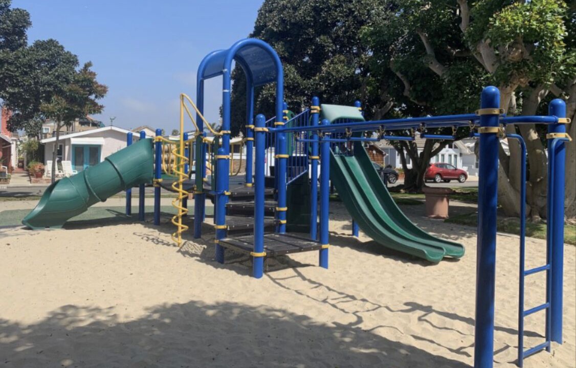 Photo of Others in Newport Shores