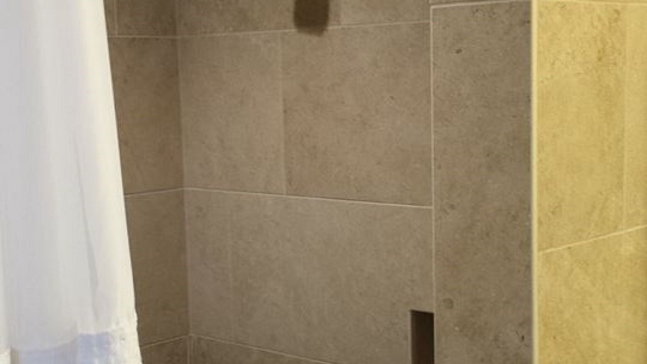 Photo of Bathroom in Newport Shores