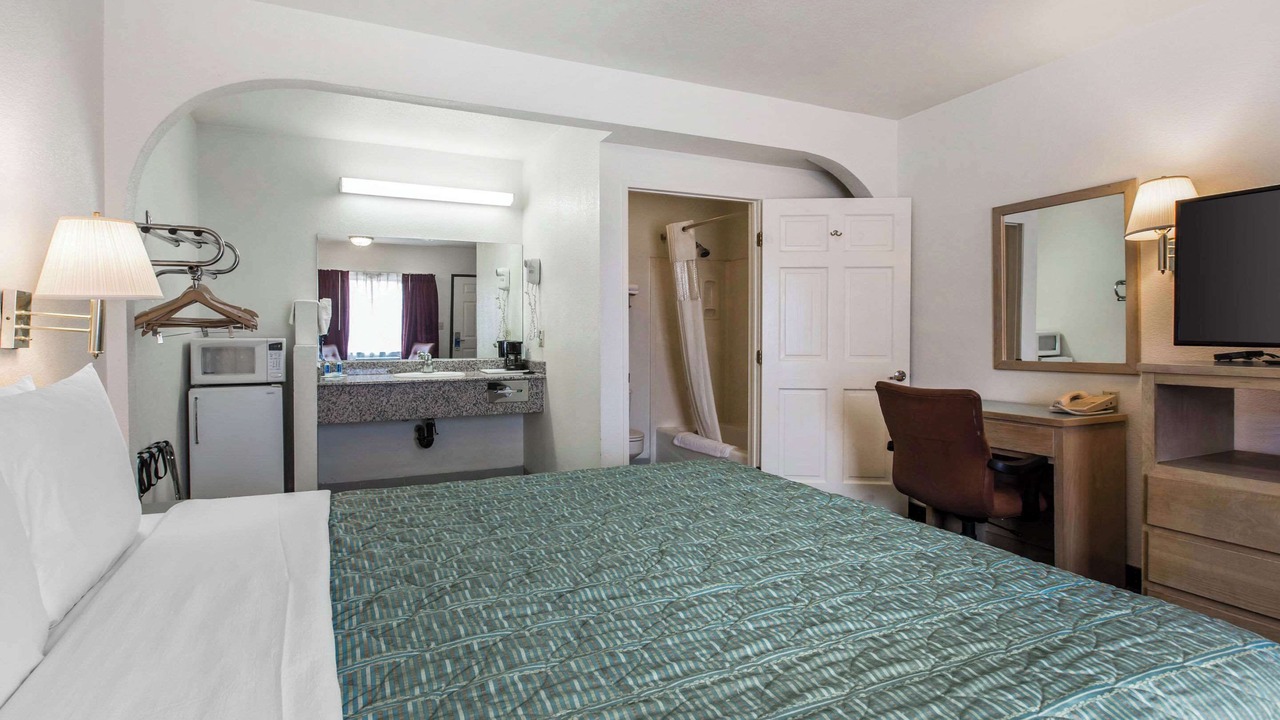 Photo of Bedroom in Beaumont