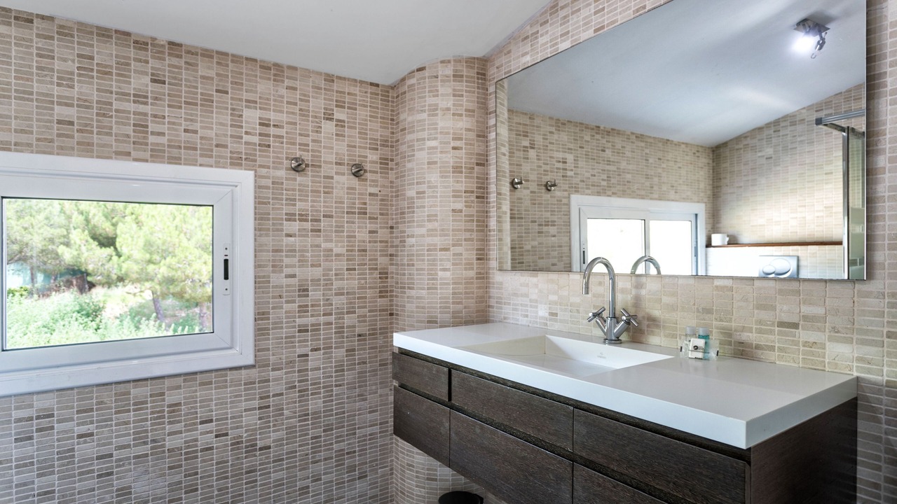 Photo of Bathroom in Cabrils