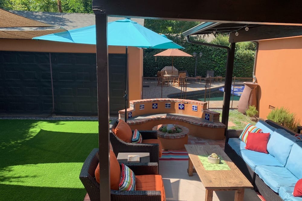 Photo of Outdoor in Valley Village