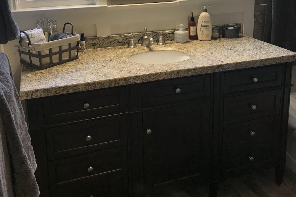 Photo of Bathroom in Valley Village
