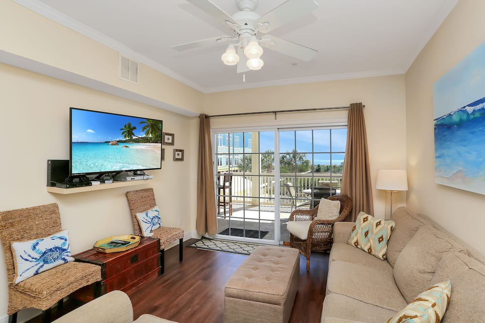 Photo of Livingroom in Cape San Blas