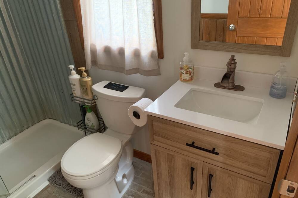 Photo of Bathroom in Grange Landing