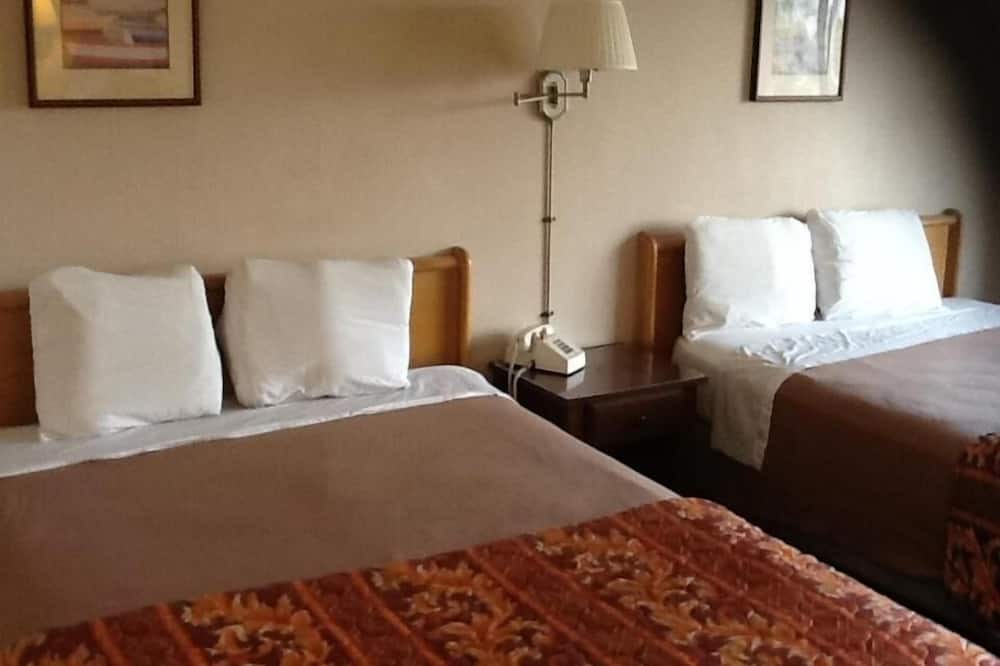 Photo of Bedroom in Downey