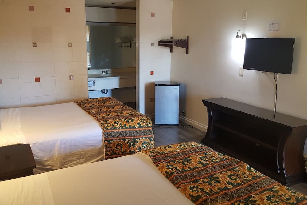 Photo of Bedroom in Downey