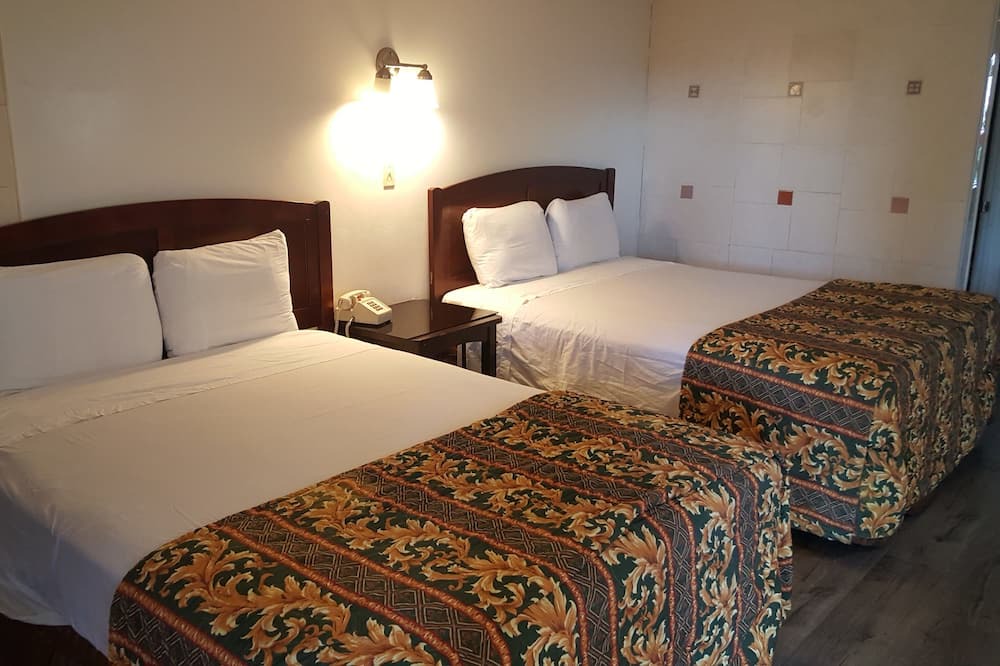 Photo of Bedroom in Downey