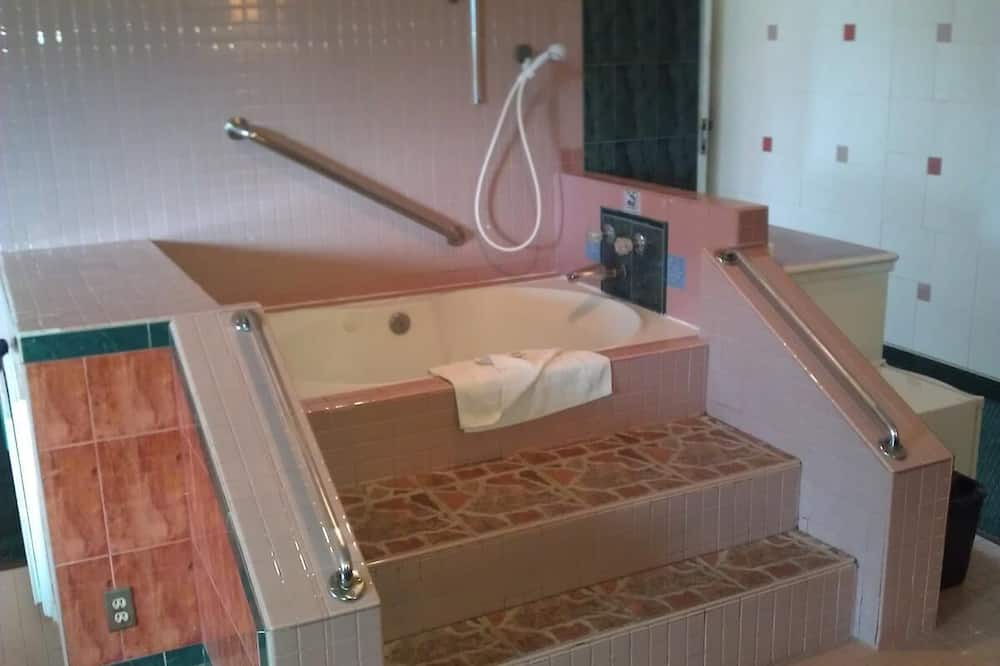 Photo of Bathroom in Downey