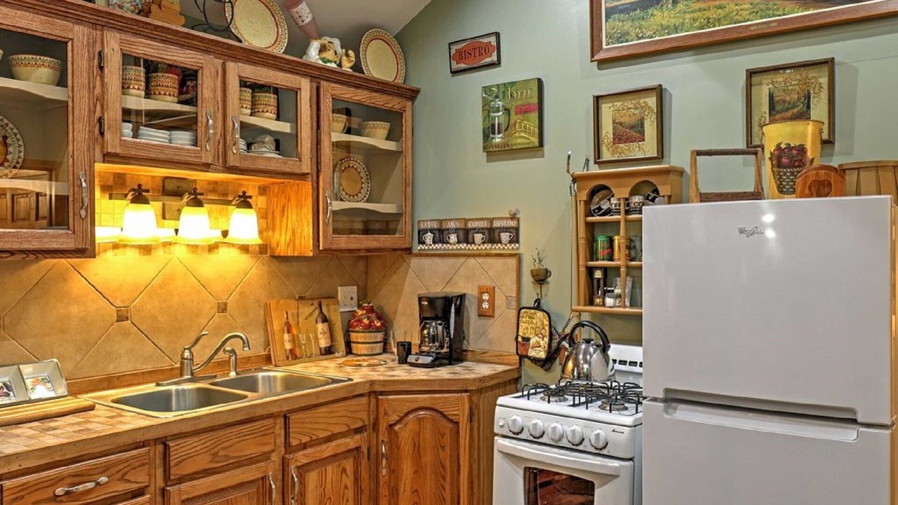 Photo of Kitchen in Lake Erie Beach