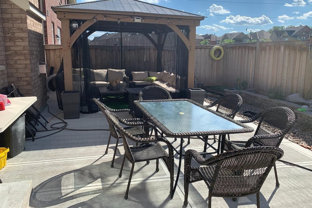Photo of Patio Balcony in Brampton