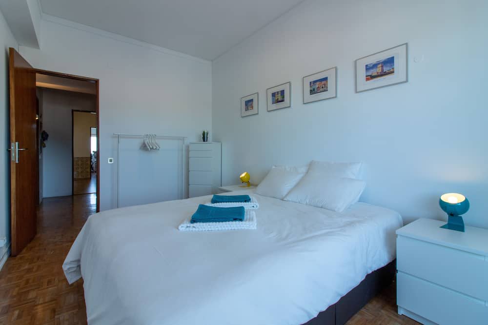 Photo of Bedroom in Cacilhas