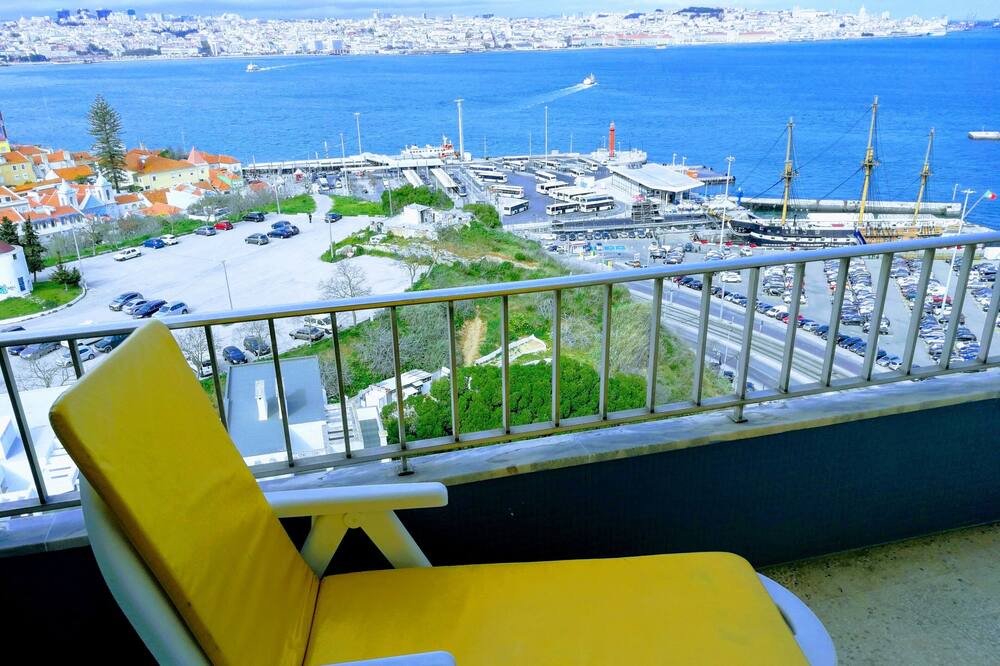 Photo of Patio Balcony in Cacilhas