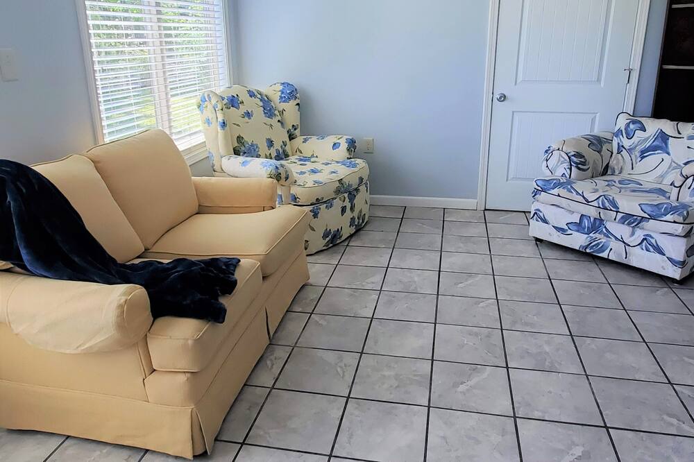 Photo of Bedroom in Core Creek