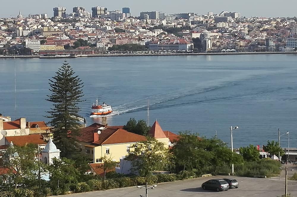 Photo of Others in Cacilhas
