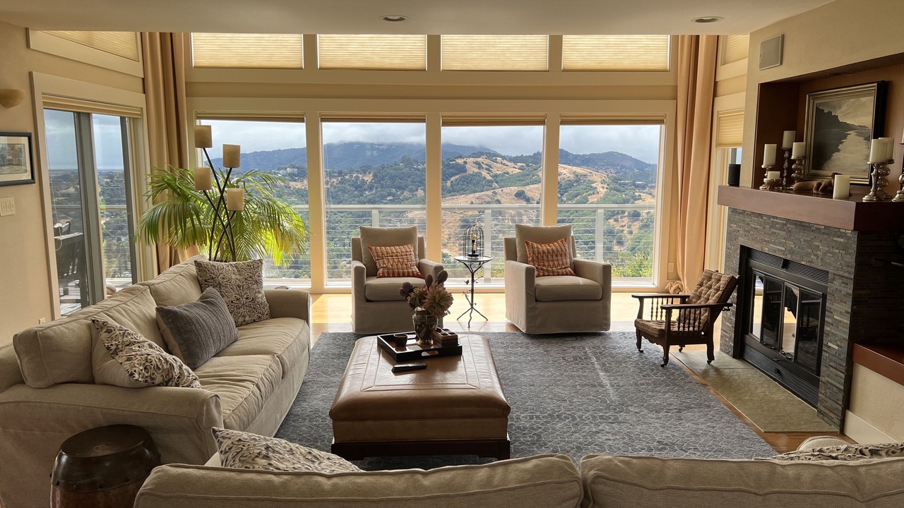 Photo of Livingroom in San Anselmo