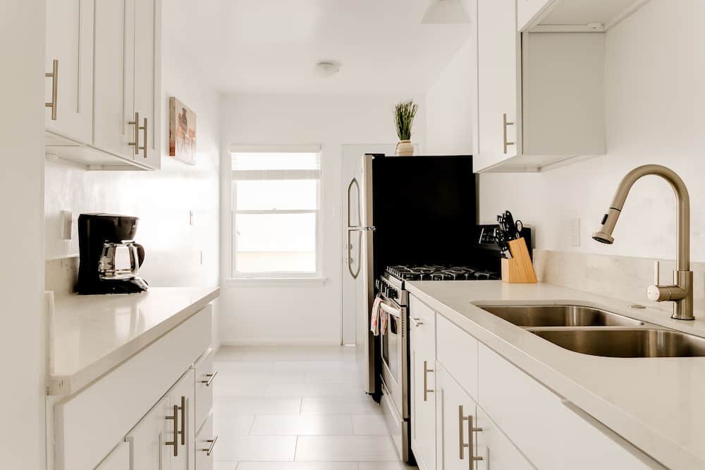 Photo of Kitchen in Valley Village
