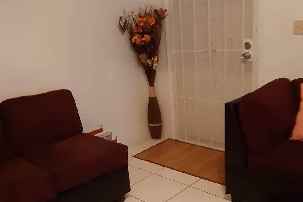 Photo of Livingroom in Winding Bay