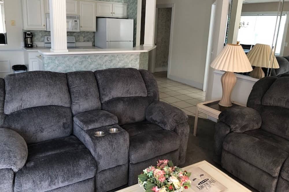 Photo of Livingroom in Calabash