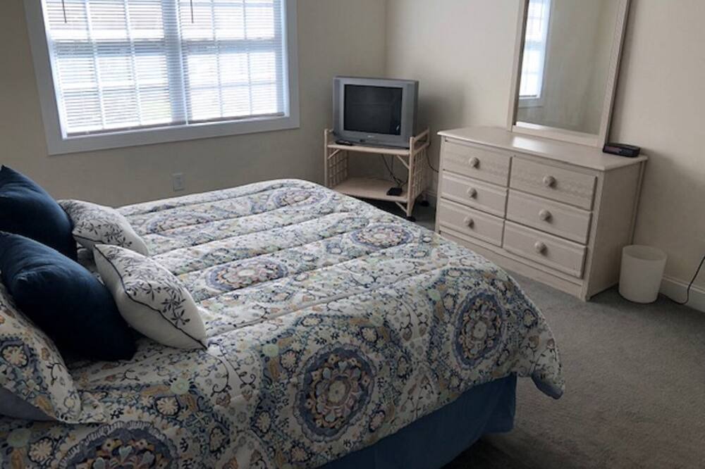 Photo of Bedroom in Calabash