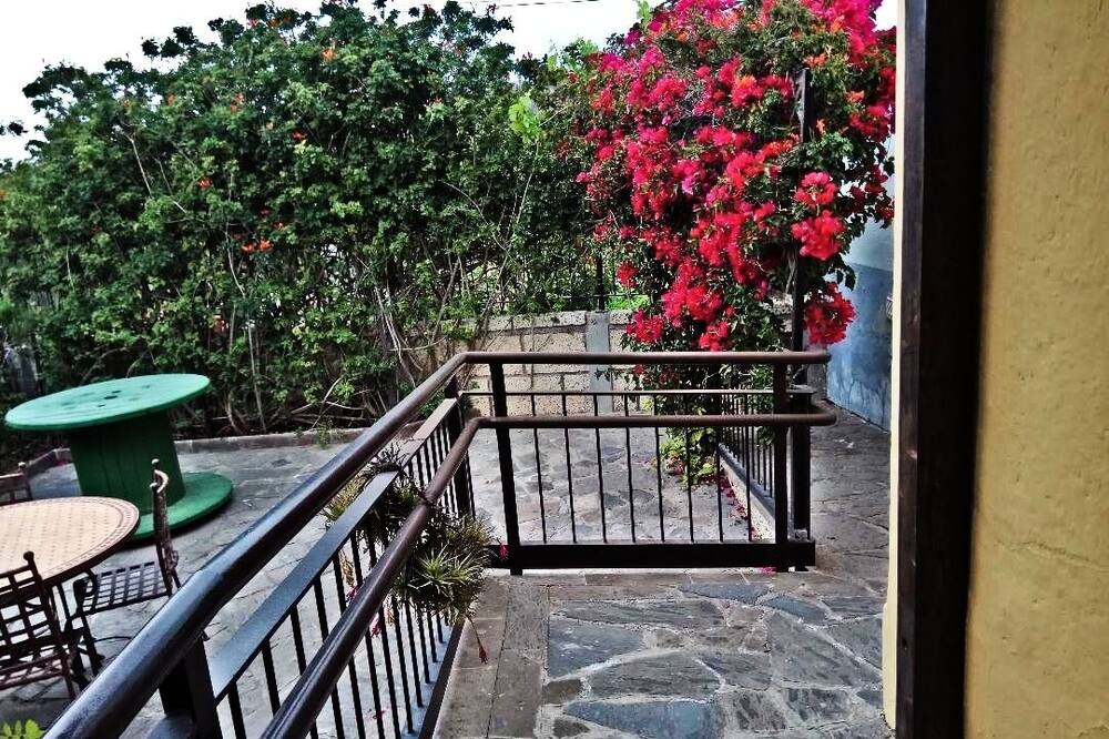 Photo of Patio Balcony in Los Gavilanes