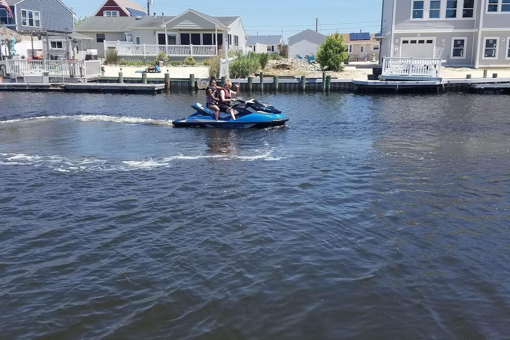 Photo of Others in Mystic Island