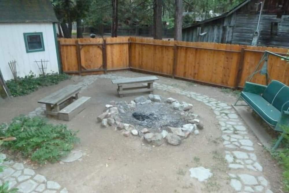 Photo of Patio Balcony in Camp Nelson