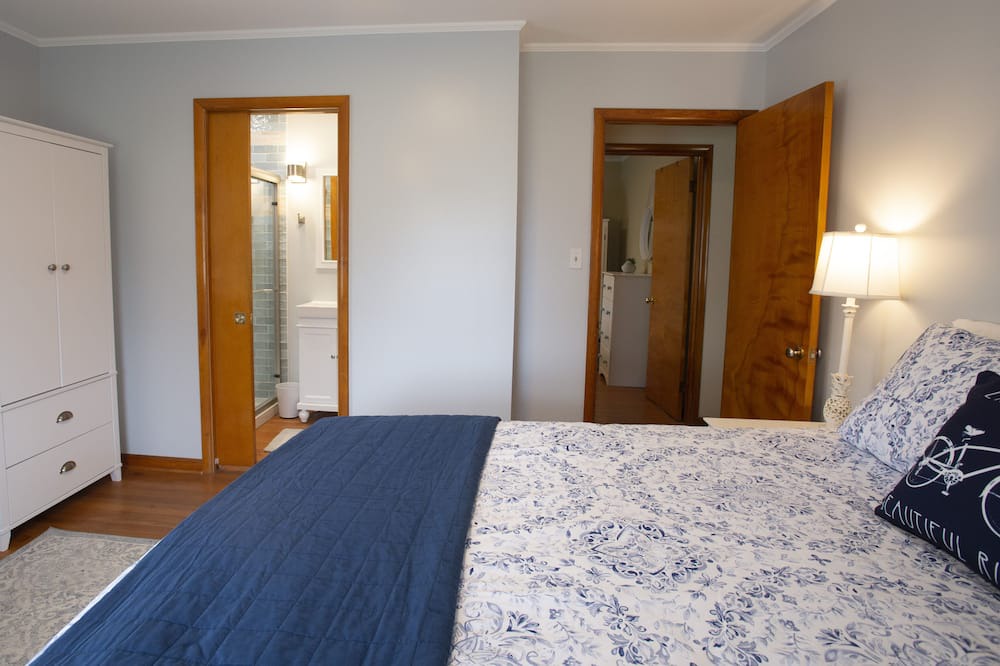 Photo of Bedroom in Town of Ledyard