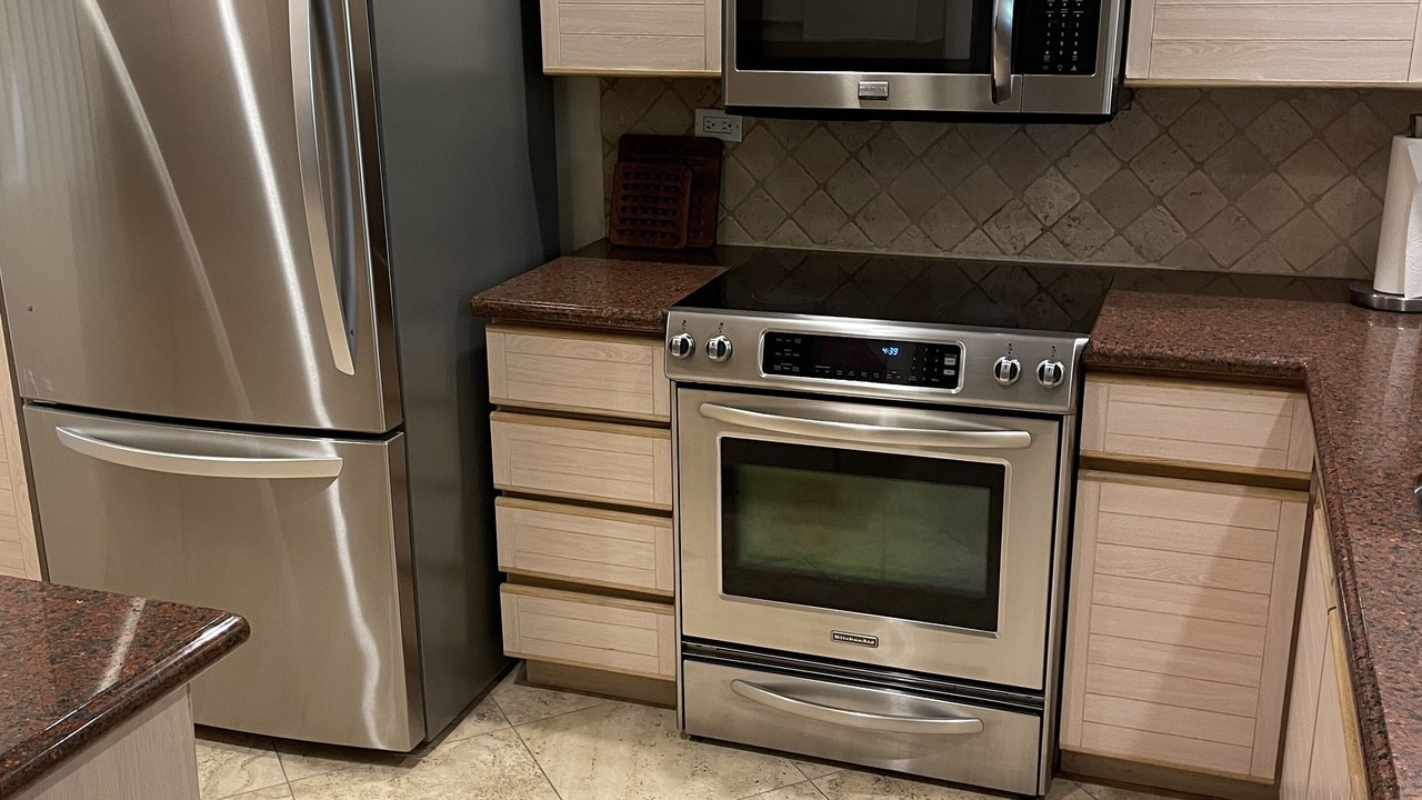 Photo of Kitchen in Airport Area