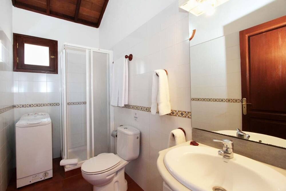 Photo of Bathroom in Alojera